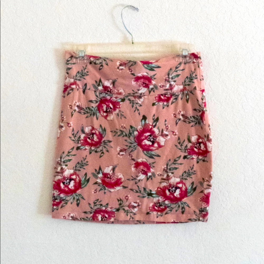 Floral pencil skirt